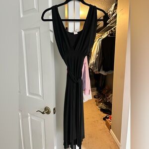 Elegant Black Sleeveless Dress